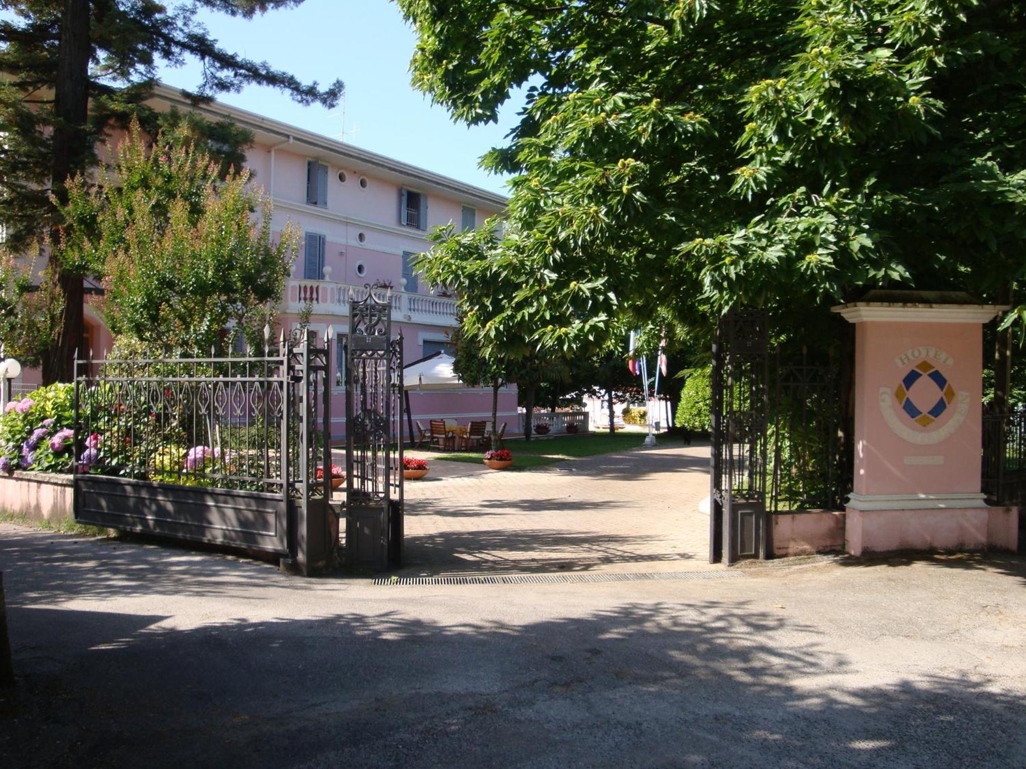Hotel Gioia Garden Фиджи Экстерьер фото